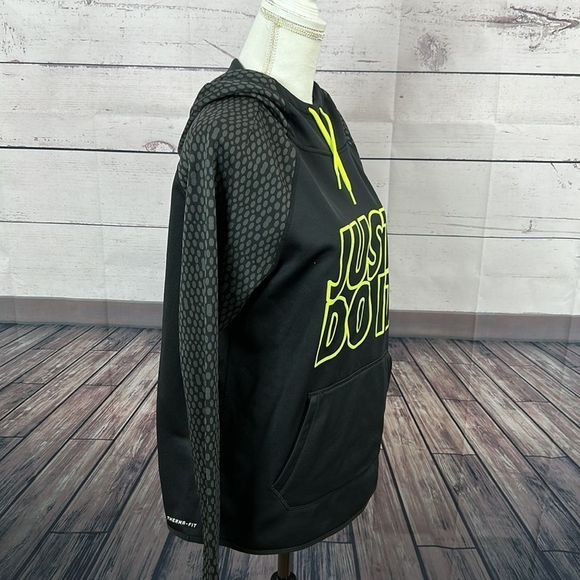 Nike Mens Therma Fit Hoodie size Medium Black Long Sleeve Fleece Lined Pull Over - Picture 6 of 10